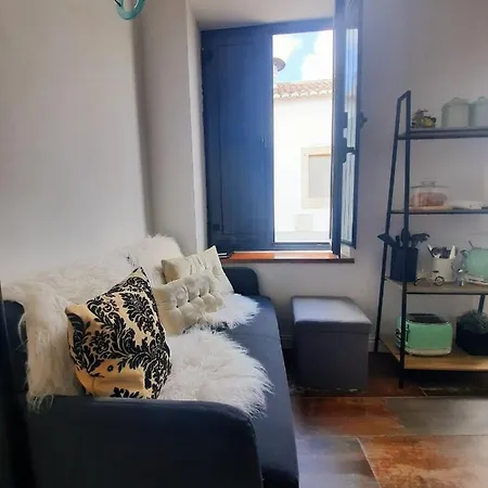 Apartment Casa A Julia In Faro's Heart