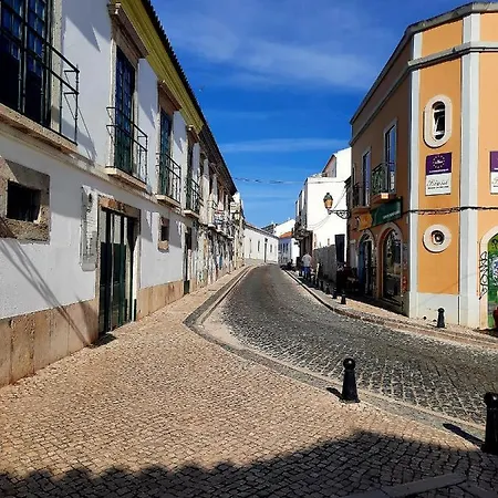 Casa A Julia In Faro's Heart Lägenhet