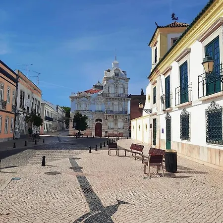 Casa A Julia In Faro's Heart *